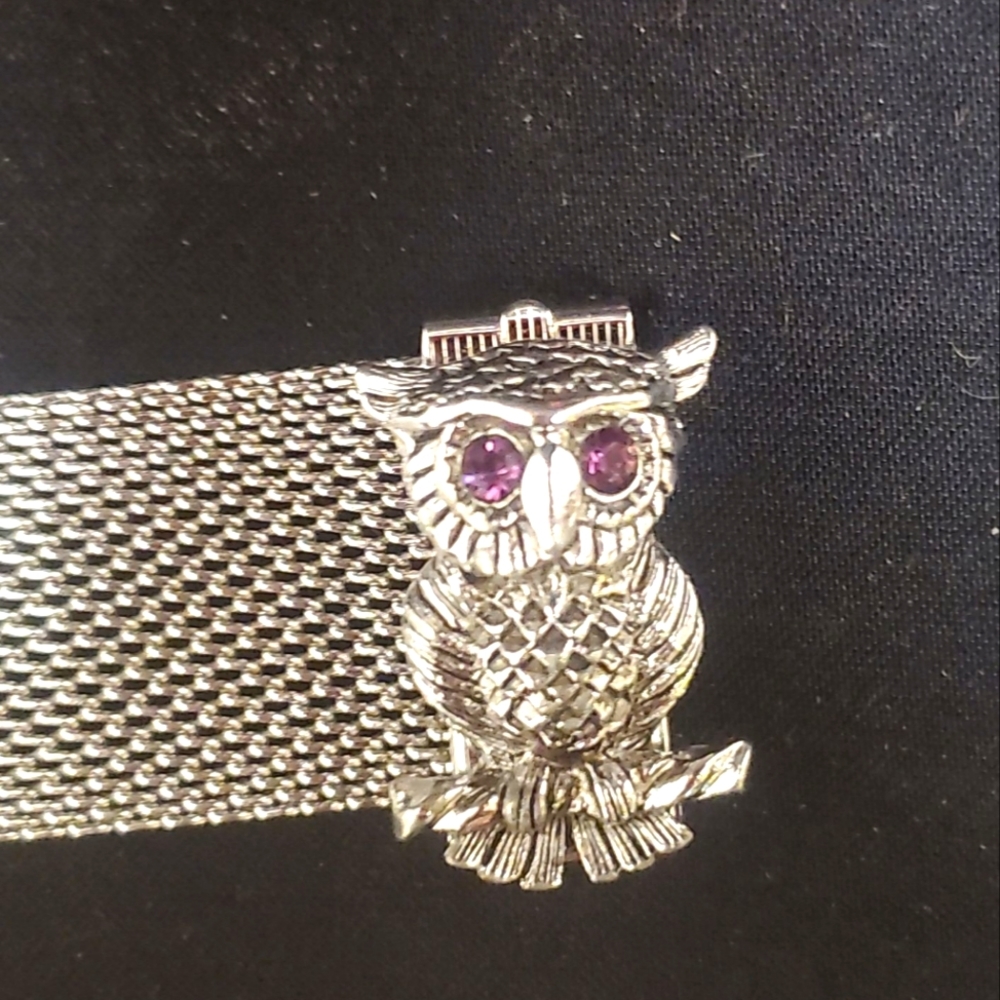Sarah Coventry silver tone owl bracelet